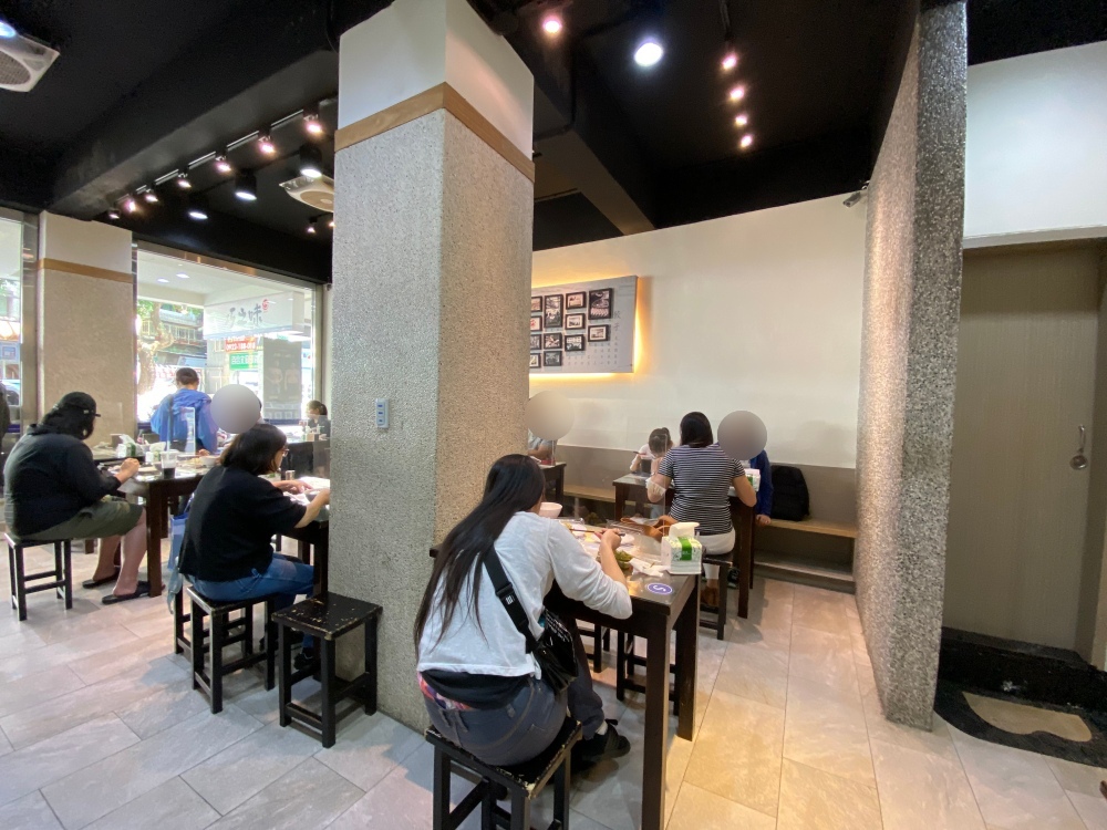 台北中正區美食推薦 ｜ 總統愛吃的「巧之味手工水餃」，一百元就可飽餐一頓，必點干貝水餃、招牌水餃，冰涼仙草蜜也消暑好喝！