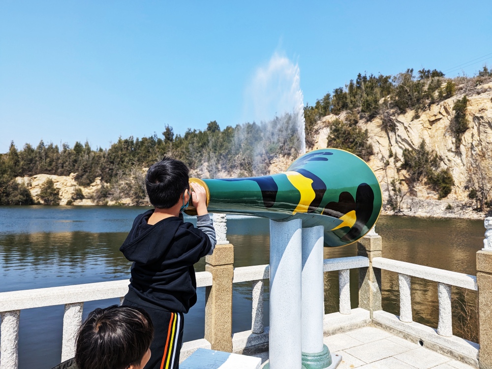 金門旅遊免費景點推薦，全國首創「喊泉」，喊越久噴越高超療癒，迷你張家界 「南石滬公園」看日出、看日落都美 ，