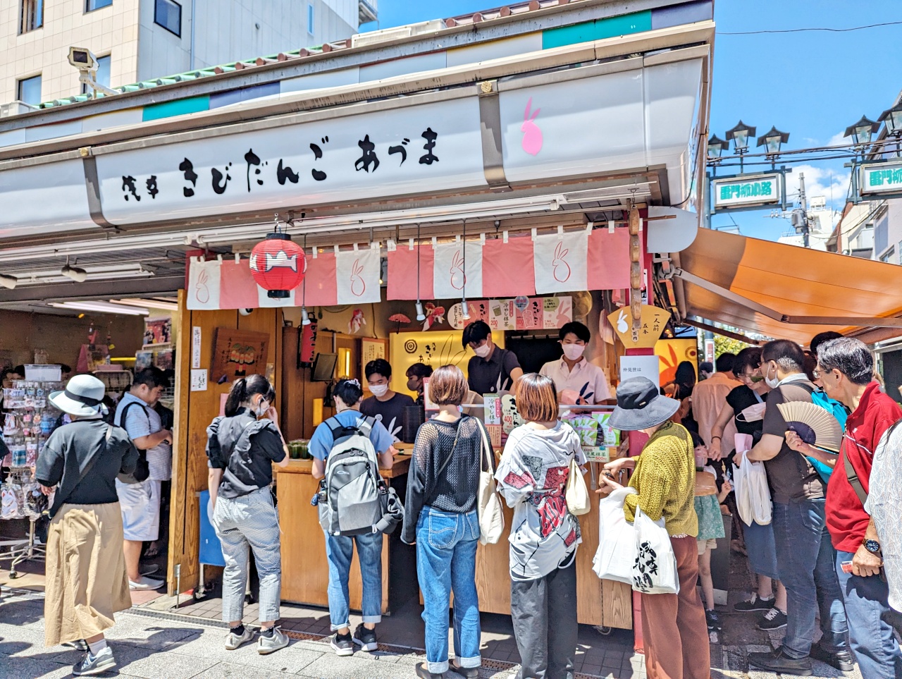 東京淺草寺一日遊全攻略：雷門燈籠、仲見世商店街美食、五重塔、御神籤、手水舍和正殿之經典巡禮(停留時間怎麼安排)