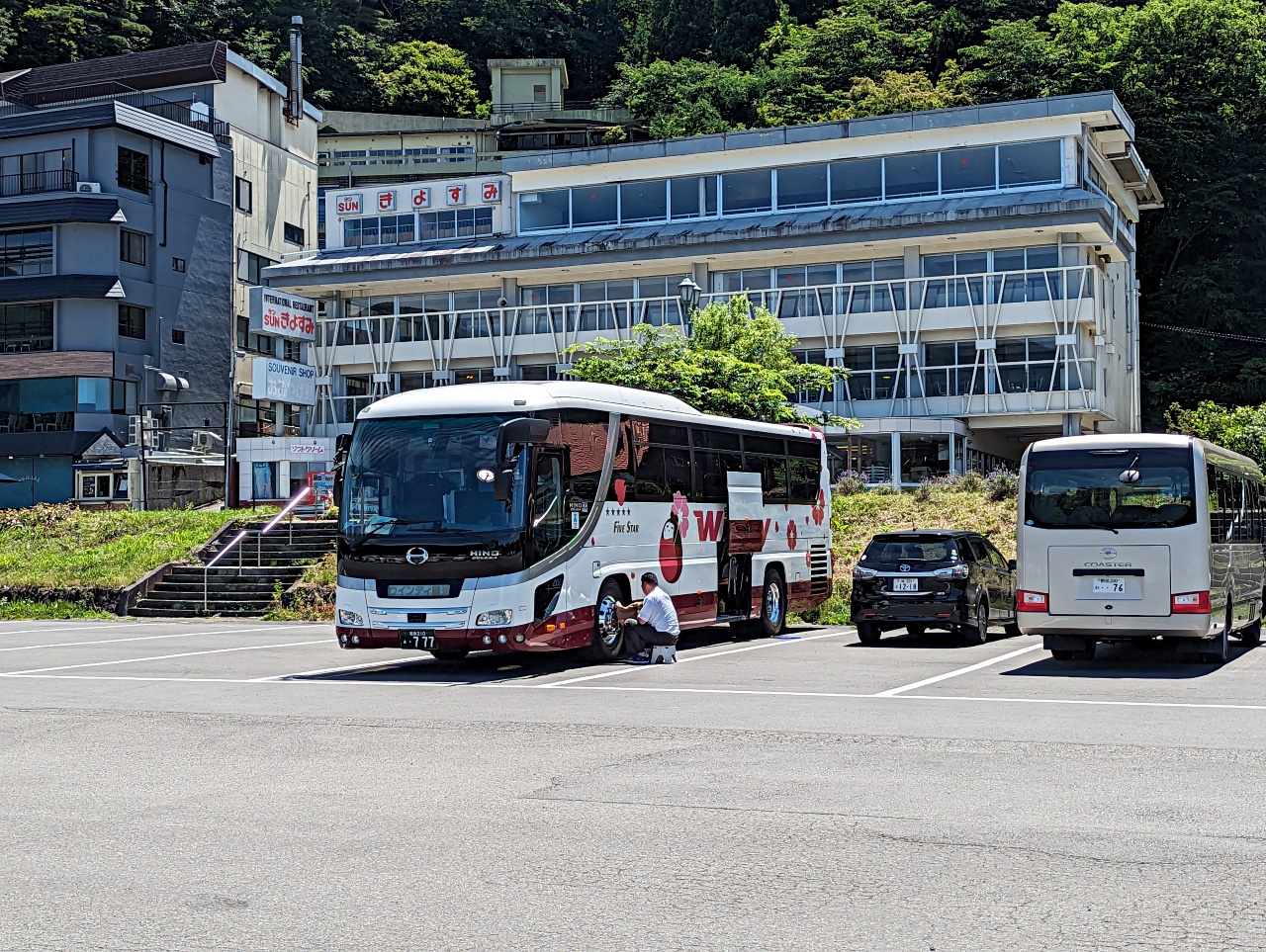 新倉富士淺間神社及忠靈塔，世界知名拍富士山的角度！河口湖必去免費景點，分享停車交通資訊