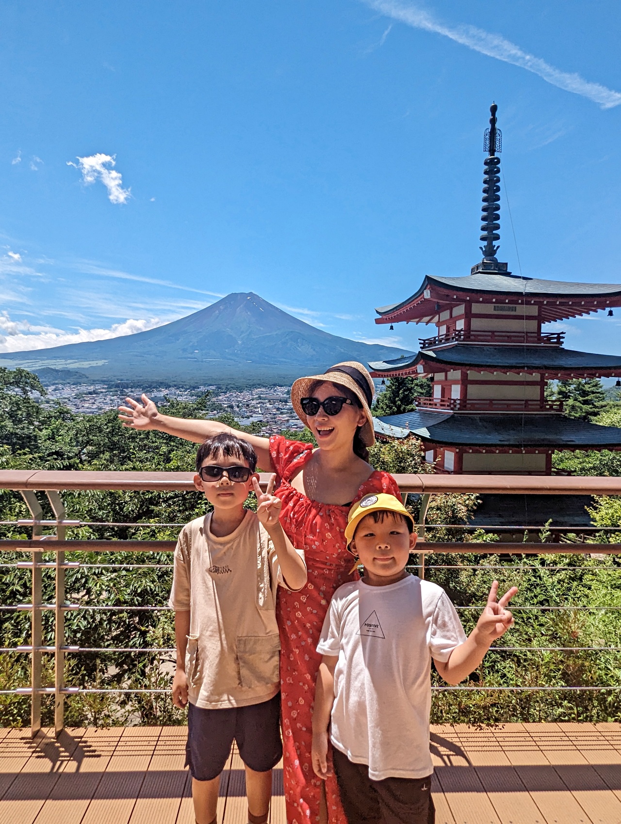 新倉富士淺間神社及忠靈塔，世界知名拍富士山的角度！河口湖必去免費景點，分享停車交通資訊