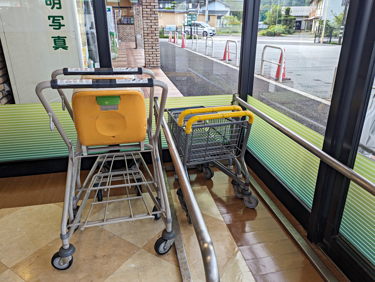 日本河口湖親子自駕，忍野八海周邊補給好去處，SELVA忍野店超市採購心得