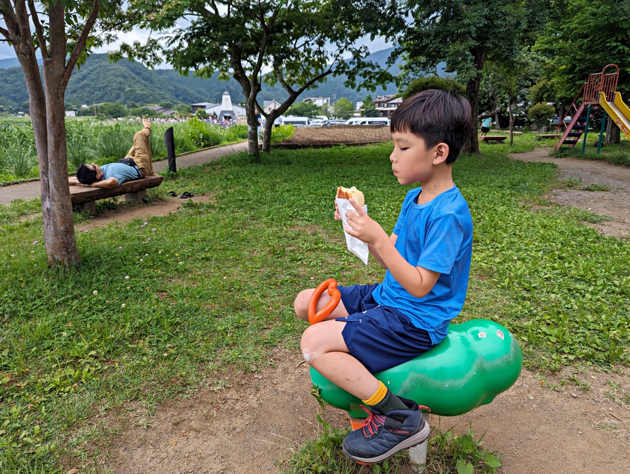 河口湖咖啡廳推薦，Lake Bake Cafe看著湖景必吃日本麵包百名店的天然酵母麵包