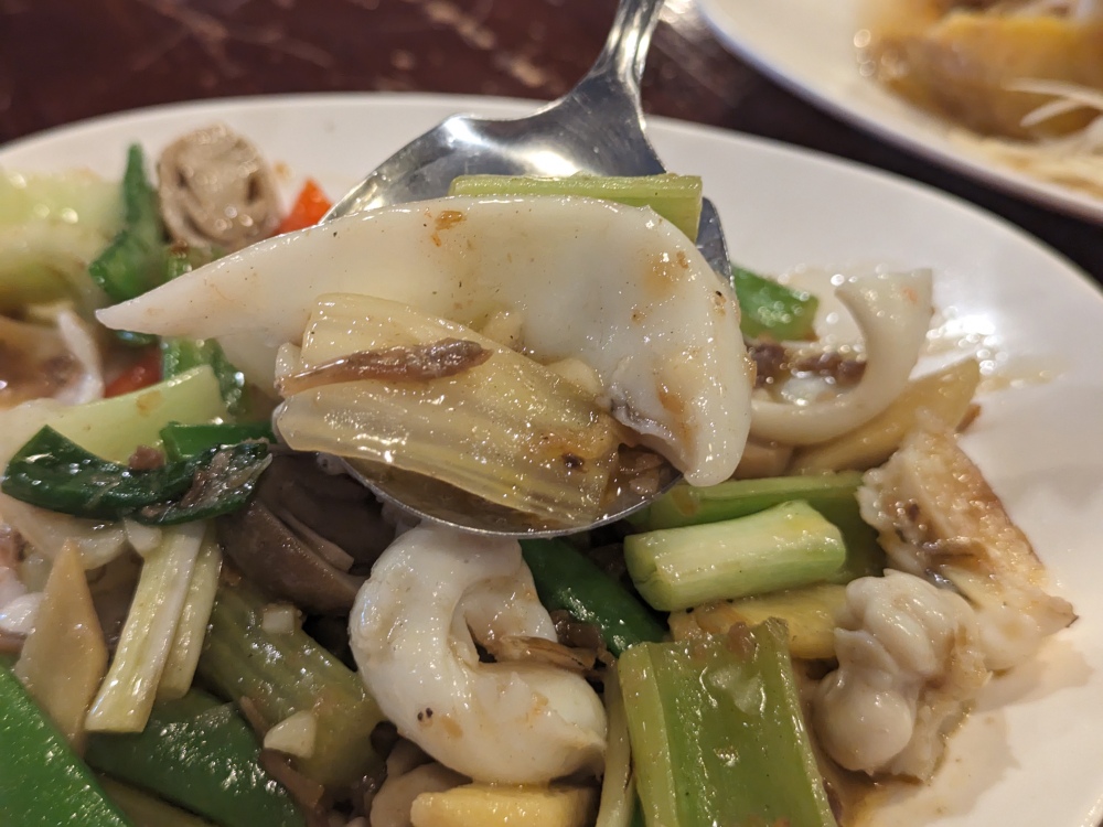 台北南港區美食推薦 ｜ 展覽館旁的客家餐館「三竹園」，美味道地的客家合菜餐廳，家庭聚會、公司聚餐好選擇～