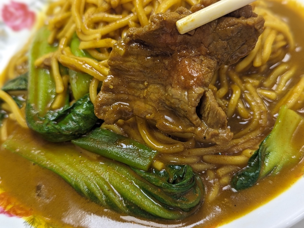 台北大直美食推薦｜百年傳奇牛肉湯「金春發牛肉店 發火鍋-美麗華店」使用溫體牛，郭台銘也愛吃！近內湖科學園區、美麗華商圈