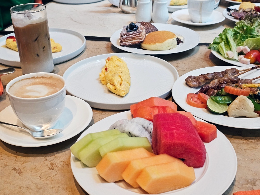 曼谷君悅酒店開箱(Grand Hyatt Erawan Bangkok),位置超好四面佛、BTS、各大商場,早餐也超豐盛 曼谷君悅酒店開箱(Grand Hyatt Erawan Bangkok),位置超好四面佛、BTS、各大商場,早餐也超豐盛