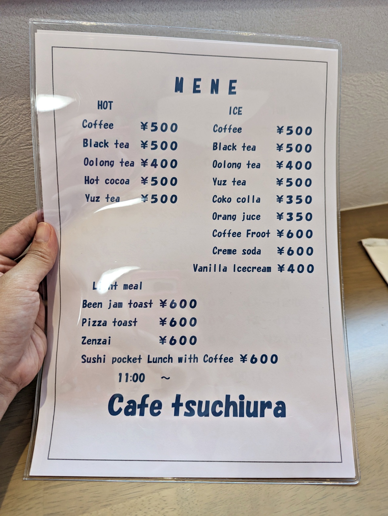 河口湖車站美食推薦，走路1分鐘即可抵達，Cafe Tsuchiura享受咖啡Ｘ富士山美景的小確幸