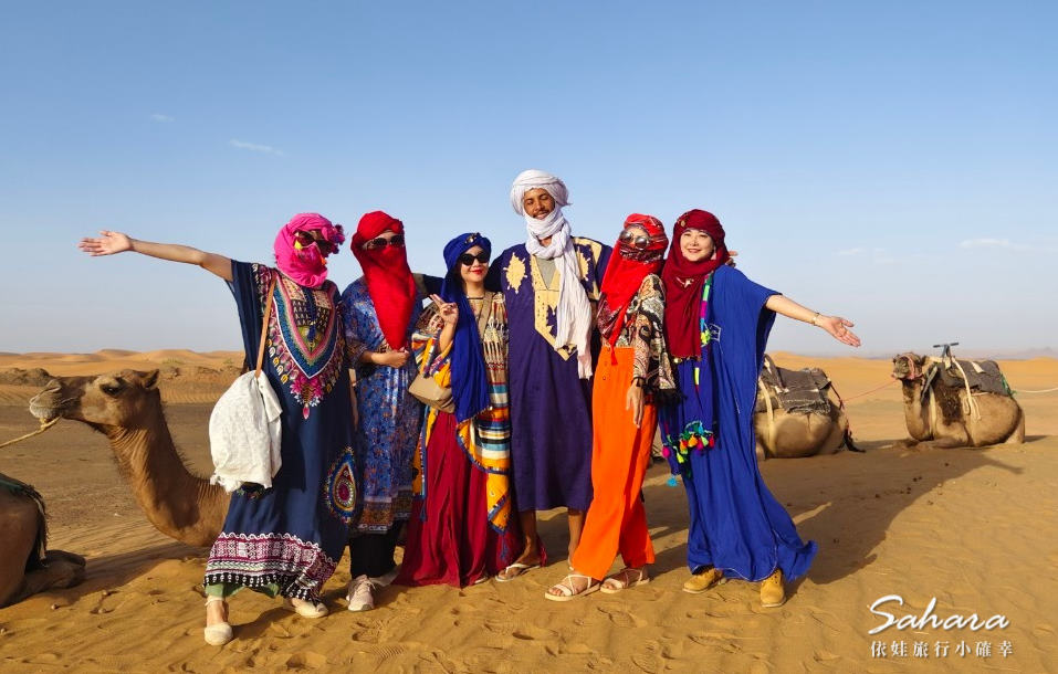 貴婦百貨BELLAVITA「寶麗奇幻沙漠The Fantastic Desert」主題造景，中東阿拉丁魔毯異國造景，還有駱駝超吸睛，秒飛北非摩洛哥！