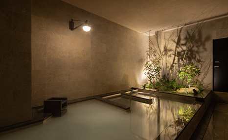 長崎住宿推薦Hotel H2 Nagasaki ，質感商務飯店房內附設微波爐，加上露天浴場，還可享受免費洗衣服務喔！