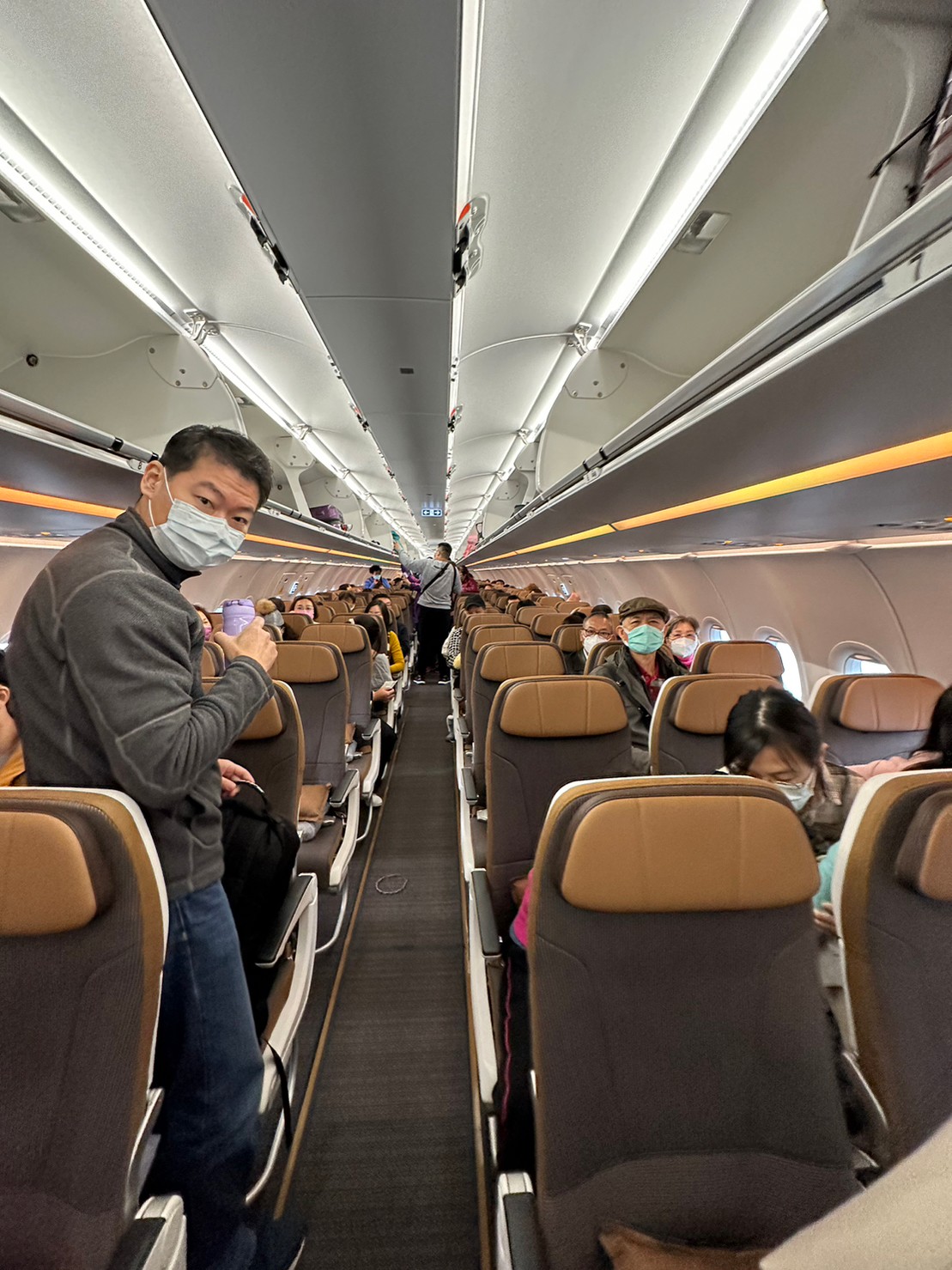 星宇航空特調超美必推! 隱藏版飛機餐超推薦，AIRBUS A321NEO初體驗