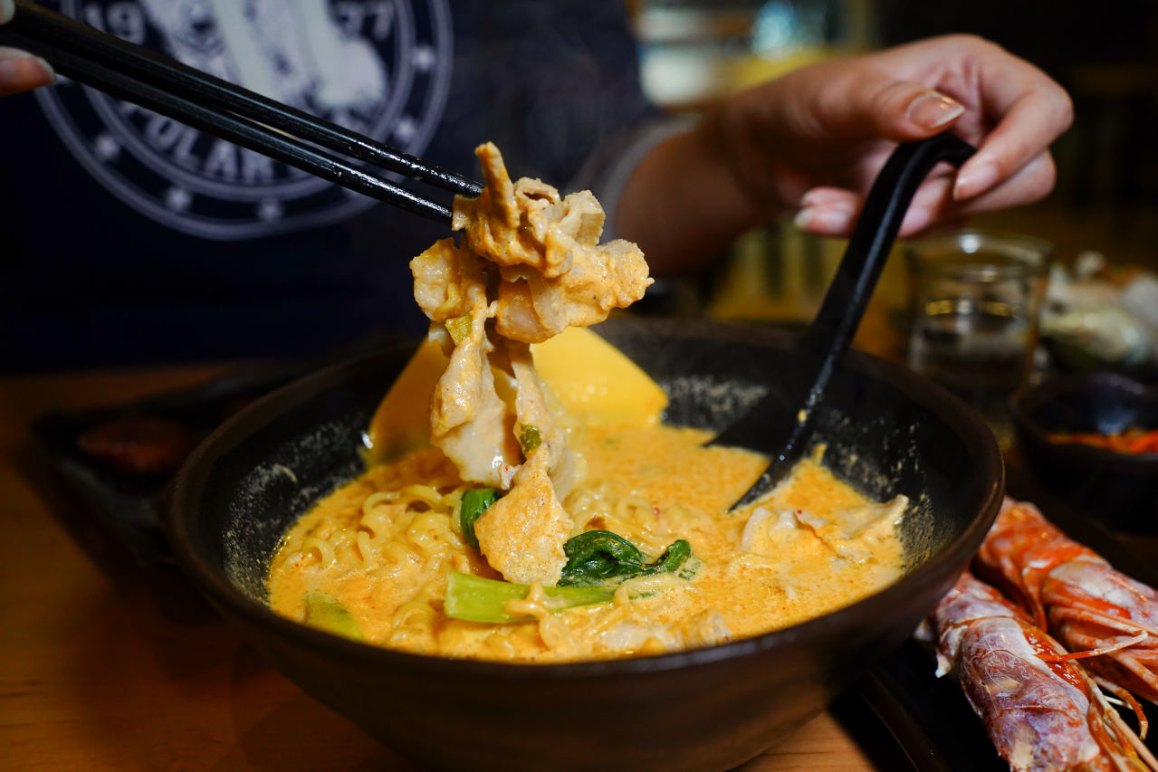 柒息地串燒居酒屋延吉店，東區平價美食推薦，每串19元起超划算！下班後小酌聚餐好地方（內附菜單，近捷運國父紀念館站或忠孝敦化站）