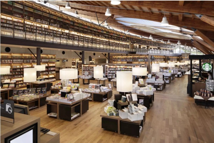 佐賀武雄圖書館親子一日遊，被譽為「日本最美的圖書館」之一,超美TSUTAYA 蔦屋書店、兒童圖書館、星巴克、Honey Coffee，親子旅行也能好文青！